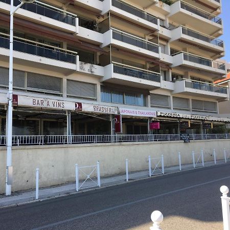 Goeland 3, Climatise, Wifi, Balcons Petite Vue Mer Laterale Au 3 Eme Etage Sans Ascenseur Toulon Luaran gambar