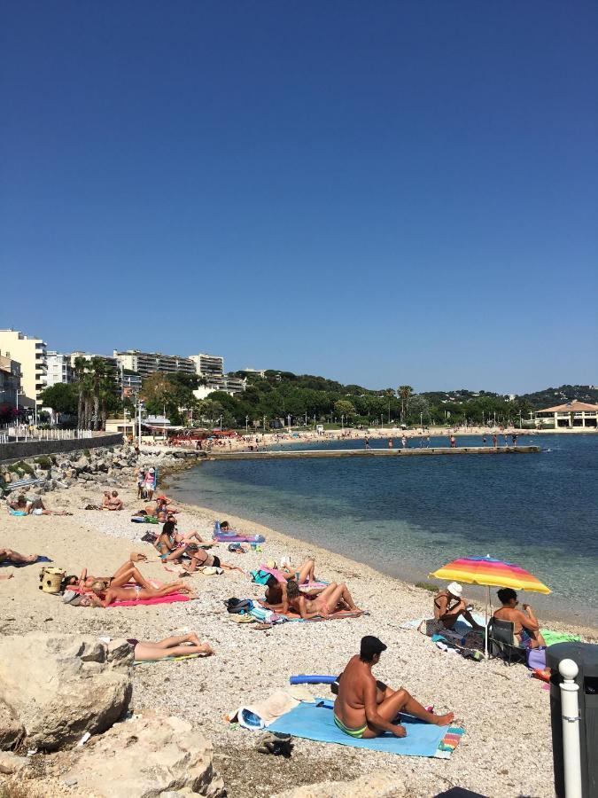 Goeland 3, Climatise, Wifi, Balcons Petite Vue Mer Laterale Au 3 Eme Etage Sans Ascenseur Toulon Luaran gambar